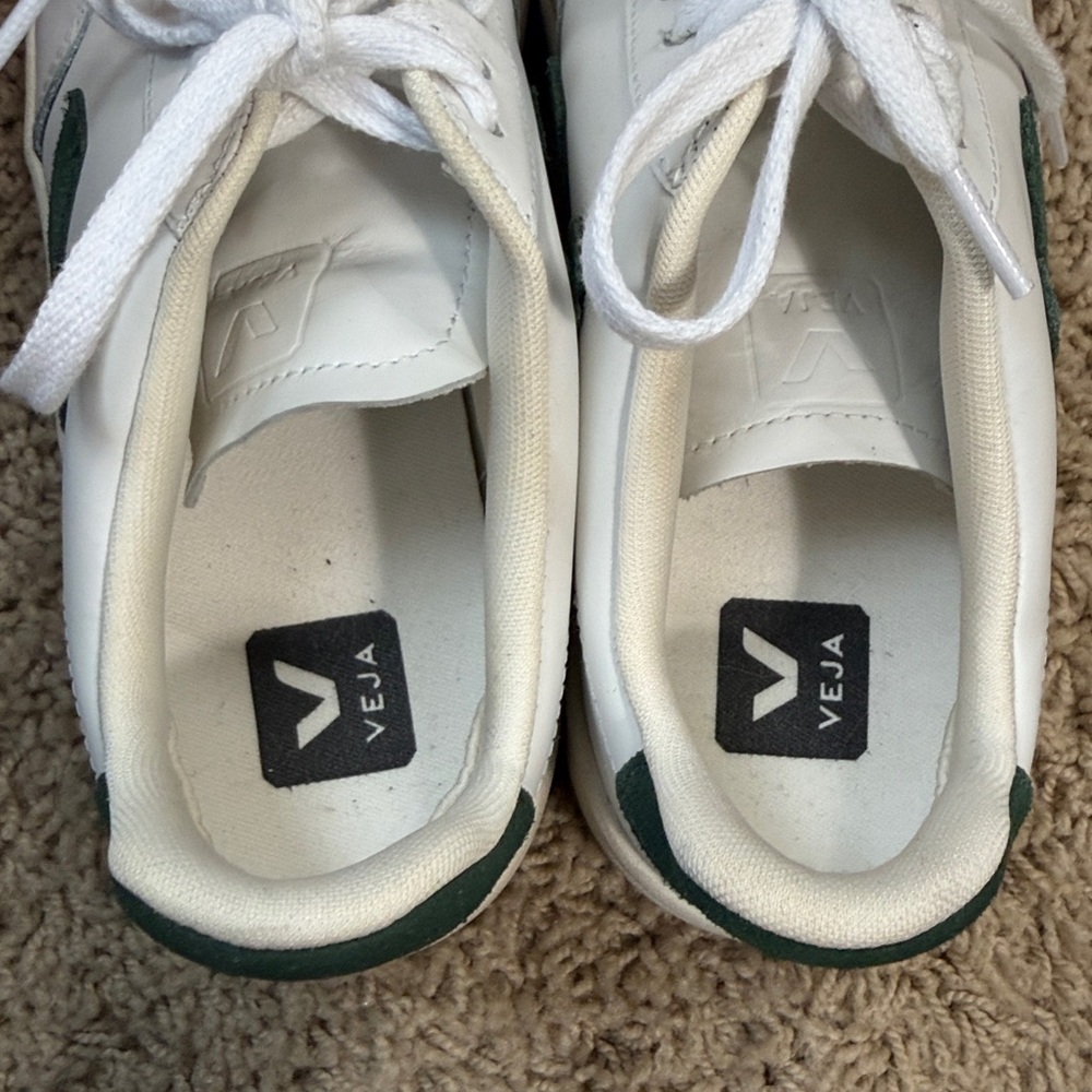Veja V-12 White Leather Sneakers with Green Accents - Picture 7 of 10
